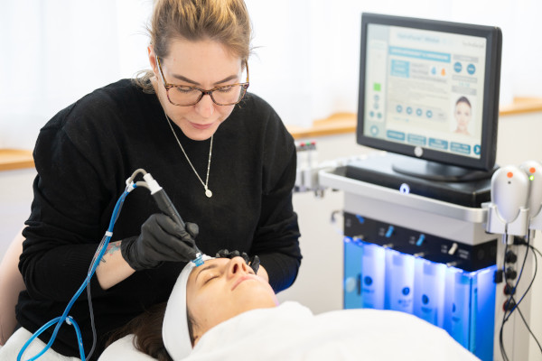 Hydrafacial Behandlung bei D.O. Cosmetics